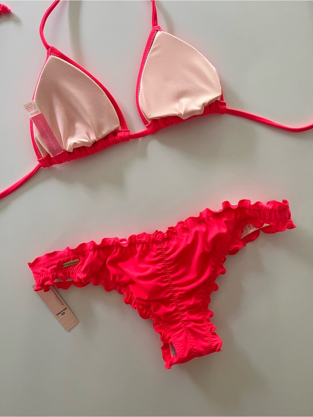 NWT Victoria’s Secret Neon Pink Ruffle Triangle Bikini - Cheeky Bottom, XS - Picture 4 of 7